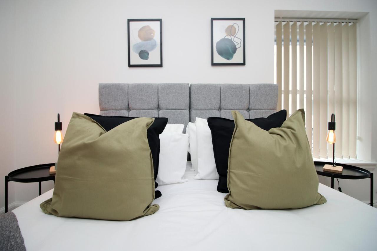 No 2 Under The Clock By Ssw - 2Br, Right In The City Centre, Sleeps 6 Cardiff Zewnętrze zdjęcie