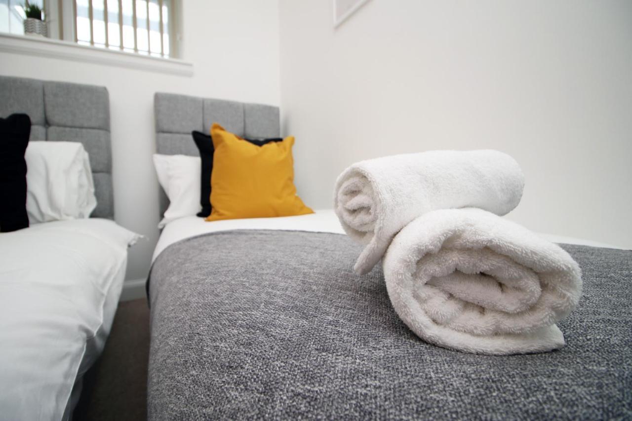 No 2 Under The Clock By Ssw - 2Br, Right In The City Centre, Sleeps 6 Cardiff Zewnętrze zdjęcie