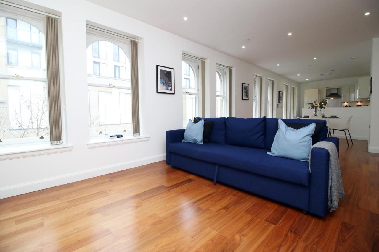 No 2 Under The Clock By Ssw - 2Br, Right In The City Centre, Sleeps 6 Cardiff Zewnętrze zdjęcie