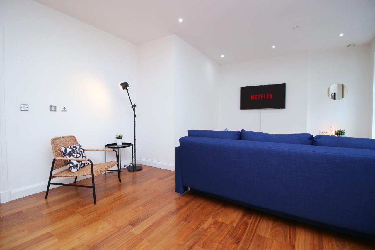 No 2 Under The Clock By Ssw - 2Br, Right In The City Centre, Sleeps 6 Cardiff Zewnętrze zdjęcie